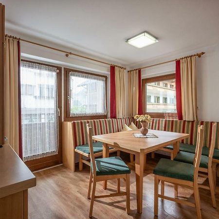 Gastehaus Amor Leilighet Mayrhofen Eksteriør bilde